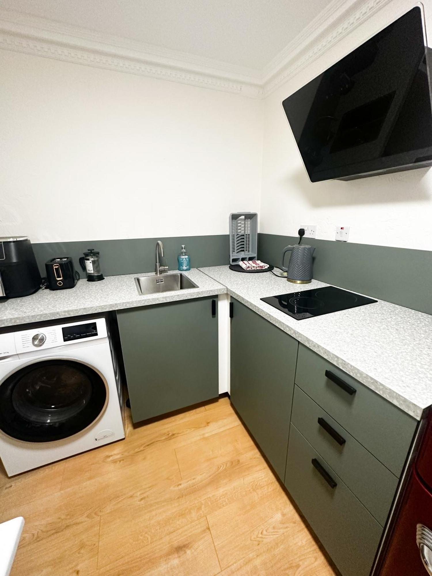Flat 3 Stay In Aldgate Apartments London Exterior photo